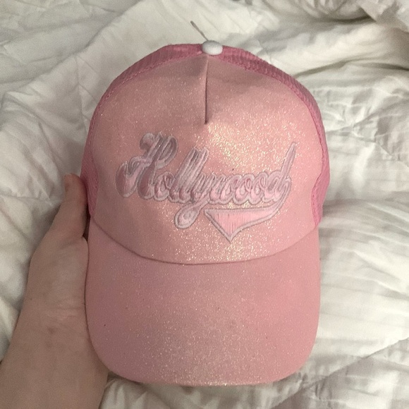 smith novelty company Accessories - ‘Hollywood’ pink glitter trucker hat ✨